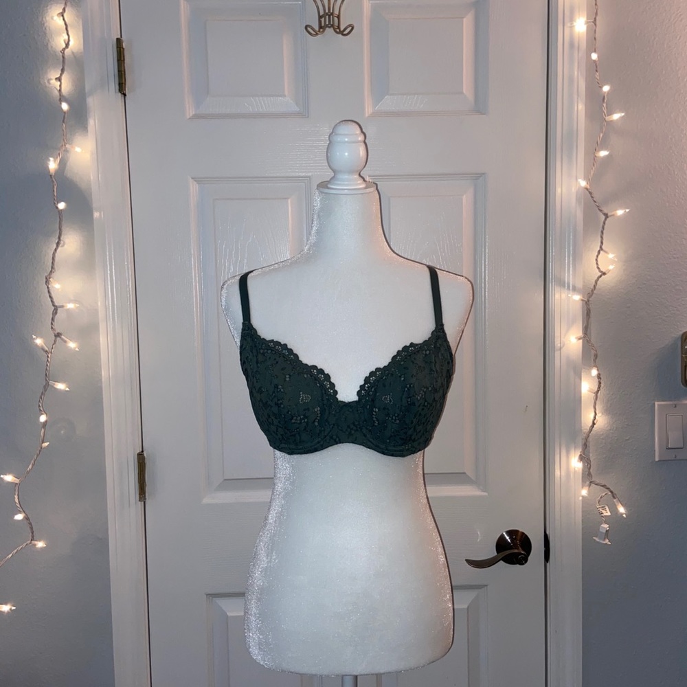 VS Lace Bra